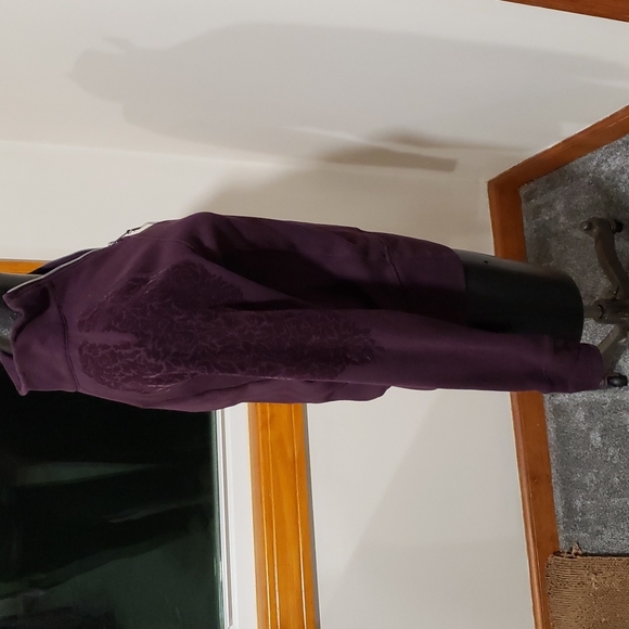 Lululemon floral flock pullover sweatshirt - Picture 9 of 15